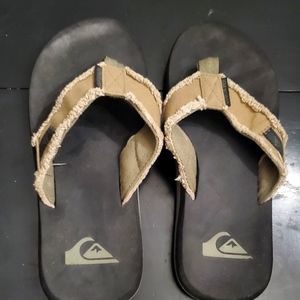 Quicksilver | Boys Flip Flops | Brown Frayed Straps | Brown & Black